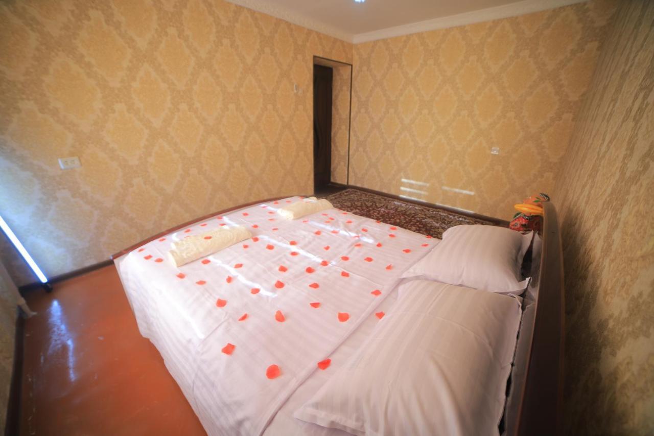 Comfort Apartment Samarkand Esterno foto